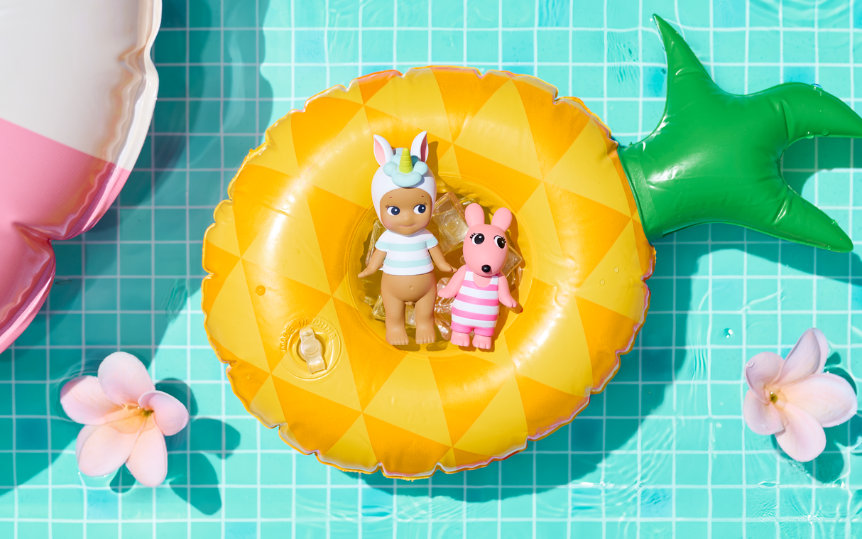 Sonny Angel Summer Vacation Sun-Kissed Style Rabbit and Shell pool float image